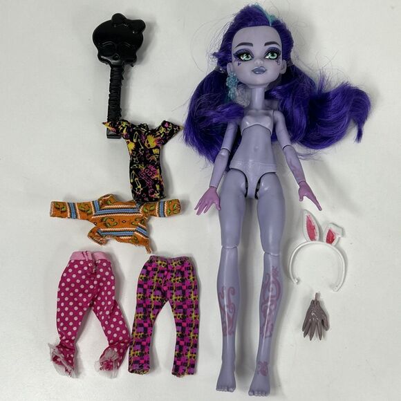 Mattel Other - Monster High Doll Lot Twyla Marisol Coxi Hand Venus Flytrap Draculaura Clothes